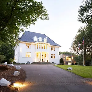 hotel-villa-rissen.hamburg-hotels-de.com/
