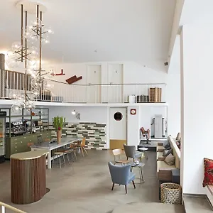 Nonstop - Ubernacht - Hostelhotelhome Augsburg